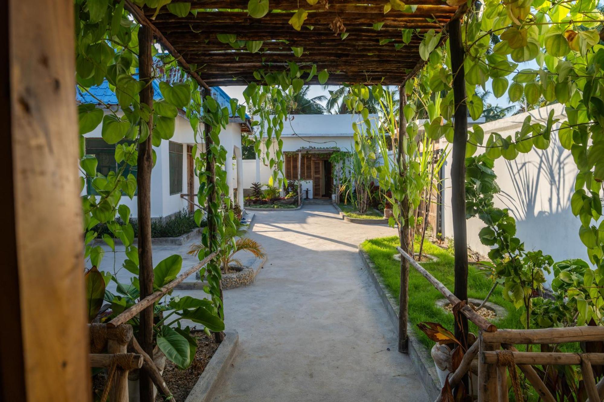 Mafia Island Bungalows Utende Exterior photo
