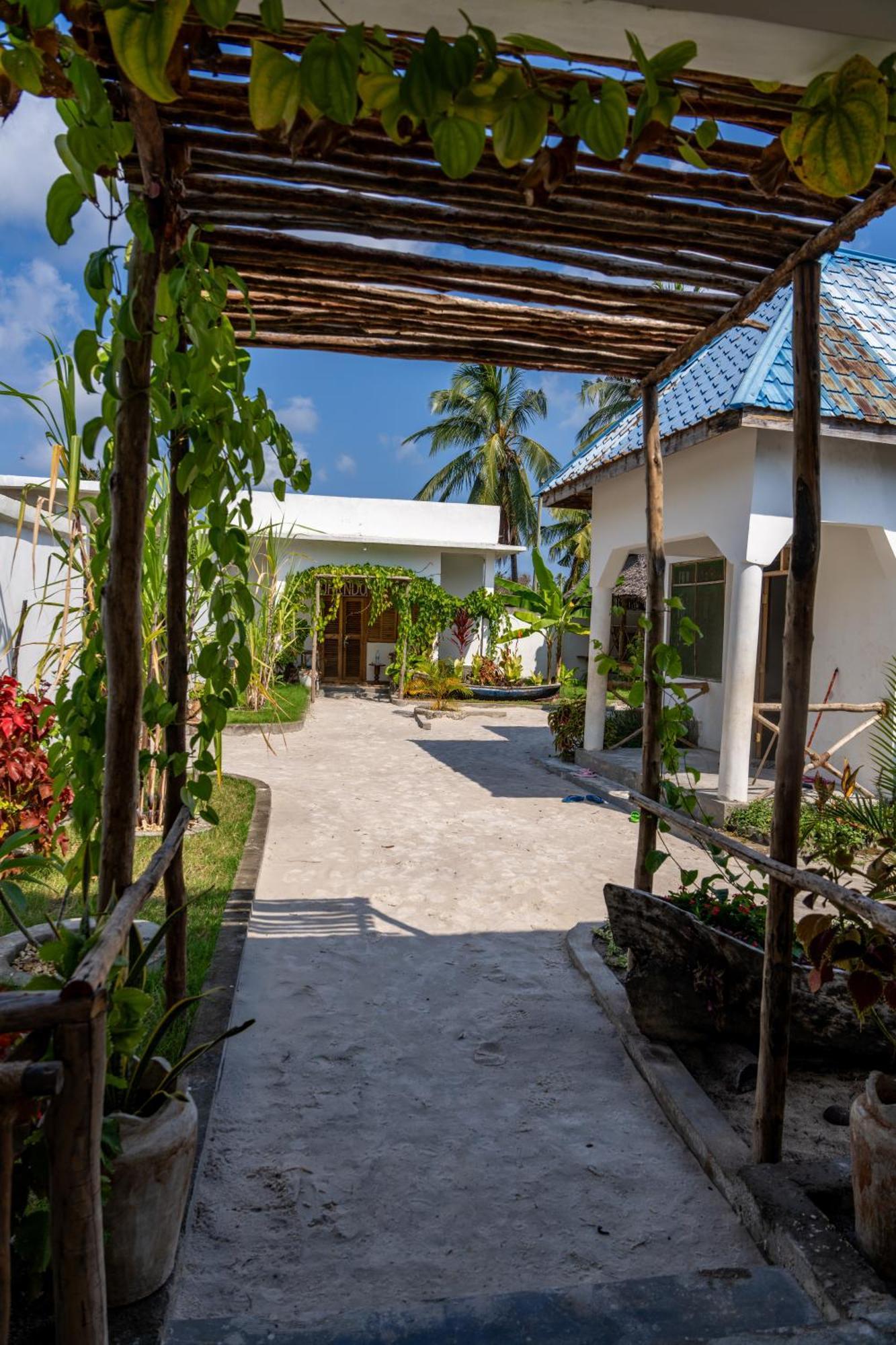 Mafia Island Bungalows Utende Exterior photo